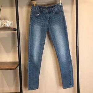 Lucky Brand Zoe Skinny Medium Light Wash Jeans